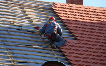 roof tiles Wood Street, Norfolk